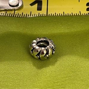 Silver charm that fits Pandora bracelet